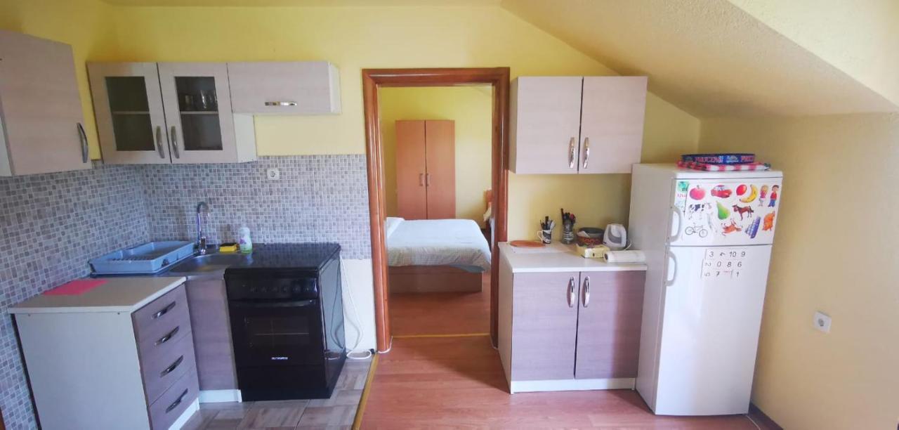 Apartmani Scit Prozor Екстериор снимка