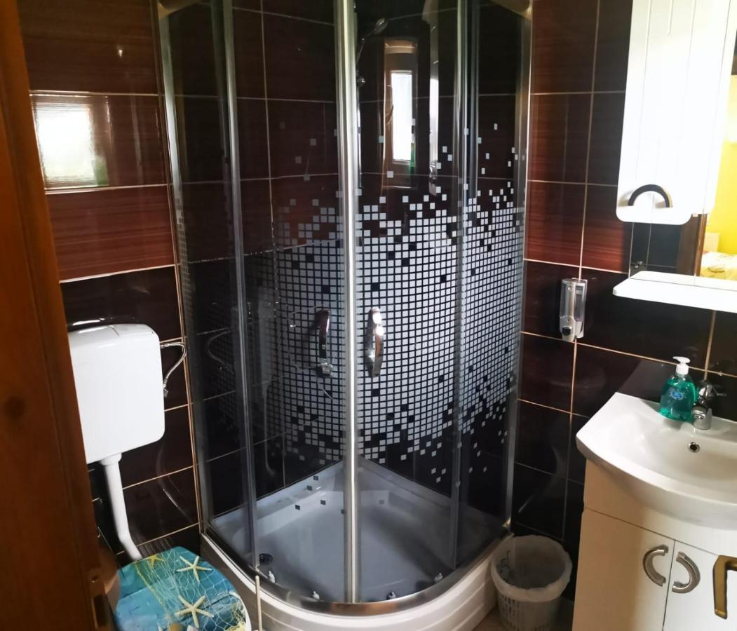 Apartmani Scit Prozor Екстериор снимка